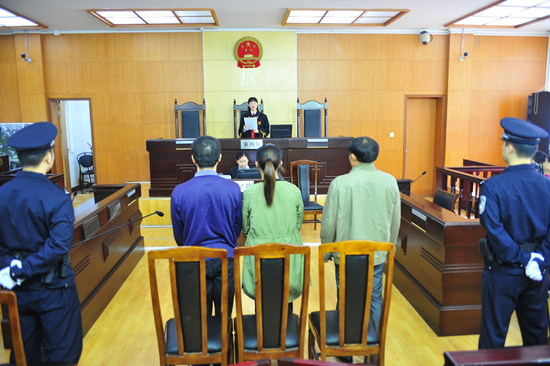 非法回收醫療廢棄物污染環境,3人被判刑